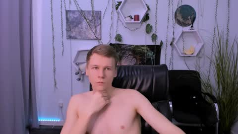 Welcome here online show from 12-17-24, 04:23