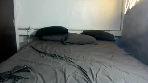 Snapshot of mosh2 chatting on 02-24-25, 11:30 Kattie Mosh online show from 02-24-25, 11:30