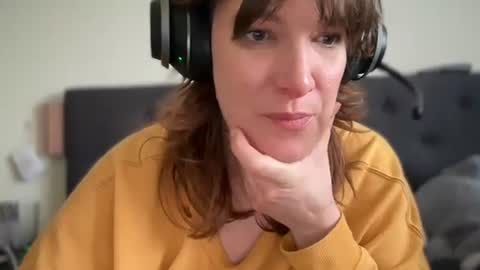 Snapshot of mossy_mommy chatting on 05-02-26, 11:32 Mossy Mommy online show from 05-02-26, 11:32