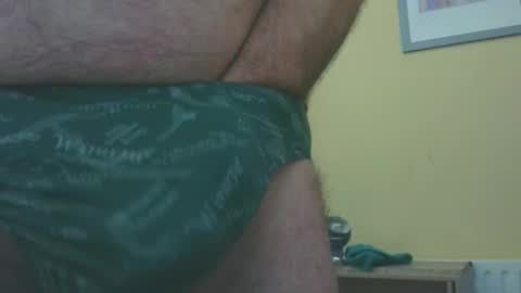 Snapshot of moth12 chatting on 12-23-24, 03:33 moth12 online show from 12-23-24, 03:33