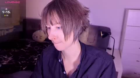 mothkink Moth  -  online show from 12-17-25, 05:41