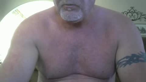 Snapshot of motorguy08 chatting on 10-10-25, 10:09 motorguy08 online show from 10-10-25, 10:09