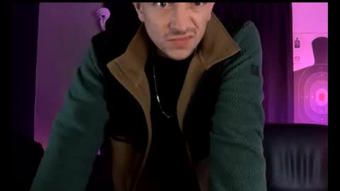 mount_vesuvius online show from 12-19-25, 08:43