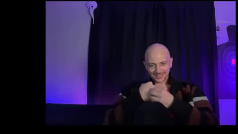 mount_vesuvius online show from 02-02-26, 03:11