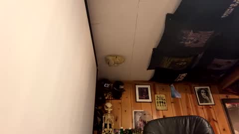 Snapshot of mountainjake chatting on 03-06-25, 03:35 Jake online show from 03-06-25, 03:35