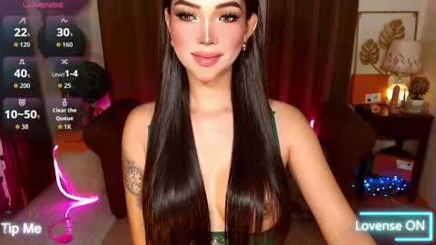 Snapshot of mouthwatering_ayesha chatting on 10-05-25, 12:53 mouthwatering_ayesha online show from 10-05-25, 12:53