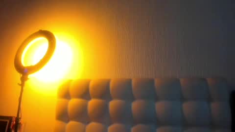 Eva  online show from 02-18-25, 06:37