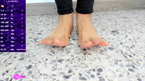 Snapshot of moxa_hot chatting on 12-21-24, 02:37 moxa hot online show from 12-21-24, 02:37