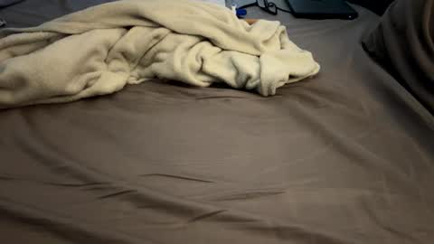 Sequoia-Cocked Hombre de Sur online show from 02-21-26, 06:53