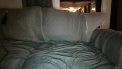 Snapshot of mr1bucket chatting on 10-15-25, 12:44 mr1bucket online show from 10-15-25, 12:44