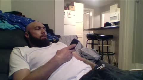 Snapshot of mr8plus chatting on 04-17-26, 11:52 Mr8 online show from 04-17-26, 11:52