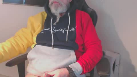 Snapshot of mr_boombastic2021 chatting on 01-04-25, 10:16 mr_boombastic2021 online show from 01-04-25, 10:16