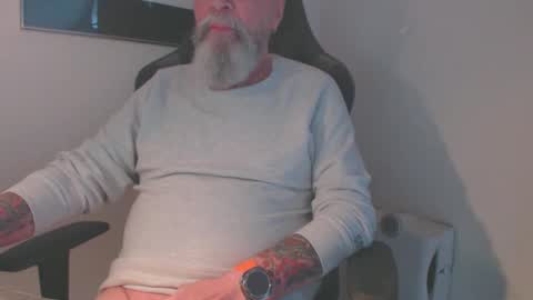 Snapshot of mr_boombastic2021 chatting on 09-12-25, 09:53 mr_boombastic2021 online show from 09-12-25, 09:53