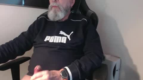 Snapshot of mr_boombastic2021 chatting on 11-22-25, 11:53 mr_boombastic2021 online show from 11-22-25, 11:53