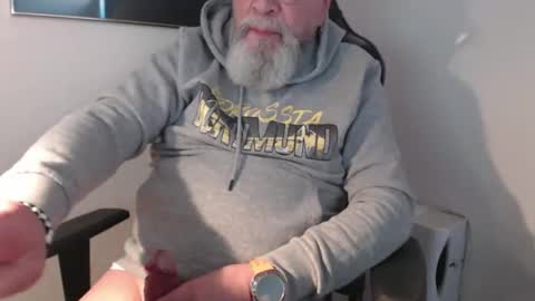 mr_boombastic2021 online show from 04-11-26, 09:02