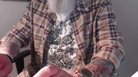 mr_boombastic2021 online show from 04-17-26, 08:39