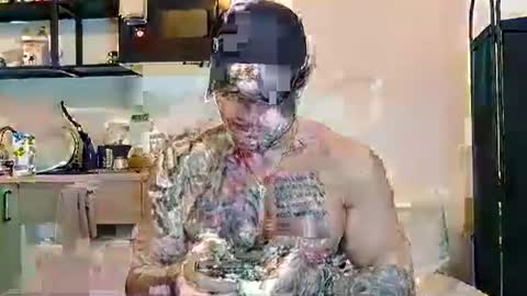 Snapshot of mr_dandyx chatting on 01-15-26, 07:06 danx online show from 01-15-26, 07:06