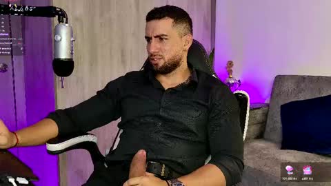 Snapshot of mr_david_cox chatting on 02-16-25, 03:47 David online show from 02-16-25, 03:47