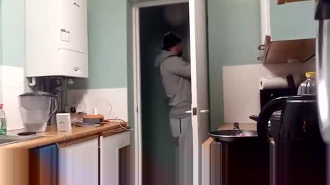 Snapshot of mr_i_ chatting on 12-15-24, 09:42 mr_i_ online show from 12-15-24, 09:42