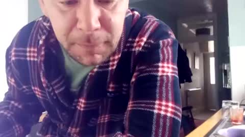 Snapshot of mr_i_ chatting on 12-31-24, 10:37 mr_i_ online show from 12-31-24, 10:37