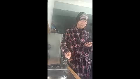 Snapshot of mr_i_ chatting on 12-19-25, 11:06 mr_i_ online show from 12-19-25, 11:06