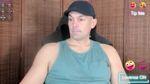 Snapshot of mr_mac69 chatting on 03-17-26, 05:05 Cam online show from 03-17-26, 05:05