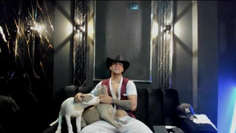 mr_maximo online show from 10-11-25, 02:00