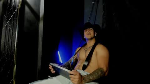 mr_maximo online show from 11-11-25, 10:43