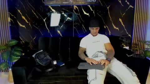 mr_maximo online show from 03-09-26, 02:26