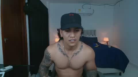 mr_maximo online show from 06-11-26, 02:53