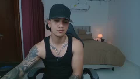 mr_maximo online show from 06-17-26, 02:47