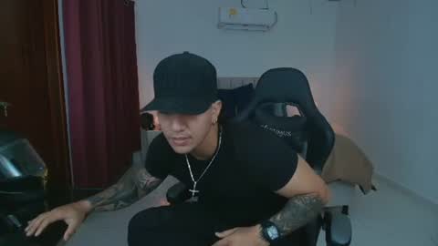 mr_maximo online show from 06-19-26, 02:49