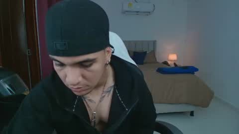 mr_maximo online show from 06-20-26, 02:14