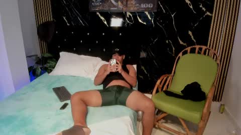 mr_maximo online show from 07-08-26, 04:50