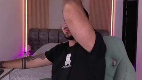 MIKEE online show from 06-20-26, 03:09