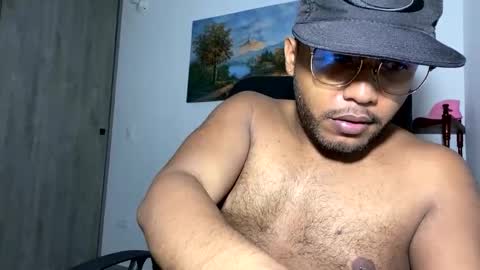 Snapshot of mr_santos01 chatting on 05-01-26, 05:01 Santos online show from 05-01-26, 05:01