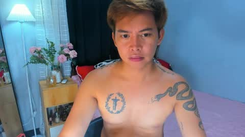 Snapshot of mr_squidcock chatting on 05-19-26, 11:38 KYLE online show from 05-19-26, 11:38