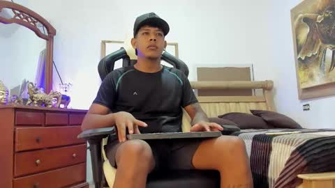 mr_stiven_ online show from 03-15-26, 02:50