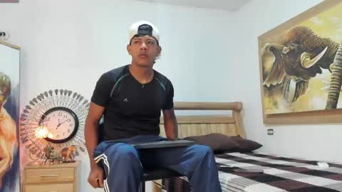 Snapshot of mr_stiven_ chatting on 05-19-26, 03:24 mr_stiven_ online show from 05-19-26, 03:24