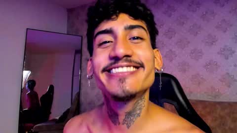 MR online show from 11-21-25, 03:05