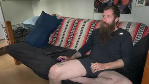 Snapshot of mr_valdor chatting on 05-03-26, 05:52 Valdor online show from 05-03-26, 05:52