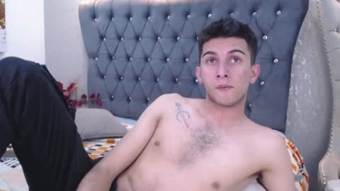 Snapshot of mr_williseo chatting on 01-16-25, 11:06 williseo online show from 01-16-25, 11:06