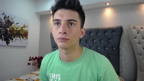 Snapshot of mr_williseo chatting on 01-19-25, 07:47 williseo online show from 01-19-25, 07:47