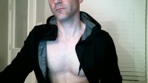 MrAsstastix online show from 03-05-25, 05:18