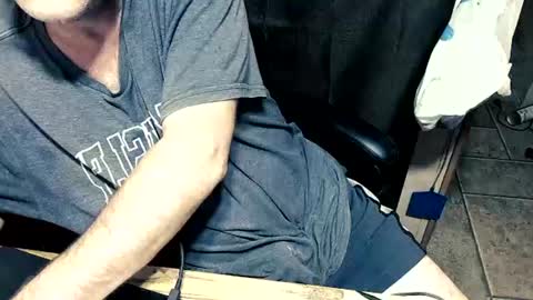 Snapshot of mrbiggintx chatting on 07-06-26, 01:13 mrbiggintx online show from 07-06-26, 01:13