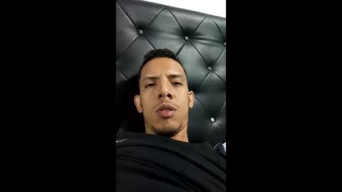 Snapshot of mrchrisdaniel chatting on 03-03-25, 01:53 Christtofer online show from 03-03-25, 01:53