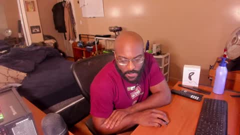 Chuck Daily online show from 01-06-25, 06:03