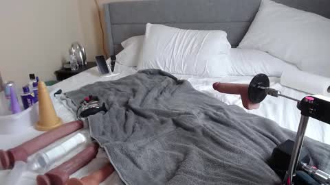 MrCoffee online show from 12-01-25, 03:55