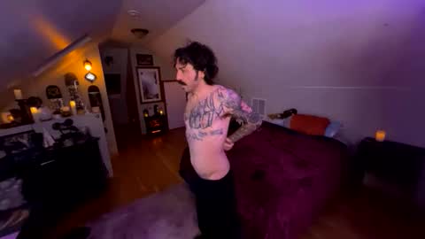 Snapshot of mrfanceypants chatting on 01-19-26, 08:07 mrfanceypants online show from 01-19-26, 08:07