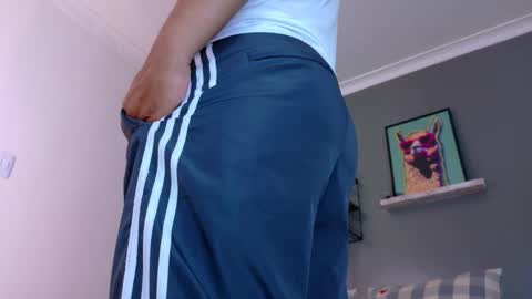 Mr Fox online show from 03-09-26, 06:23